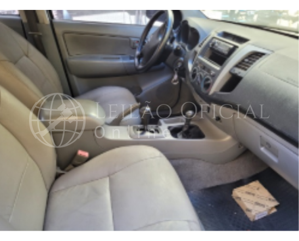 Foto de 11.4 TOYOTA HILUX CD 4X4 SRV, COR PRATA, 2005/2006.